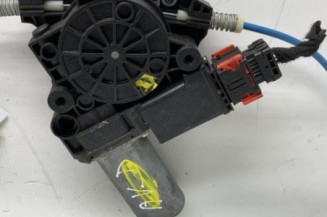 Leve vitre electrique avant droit OPEL CORSA D