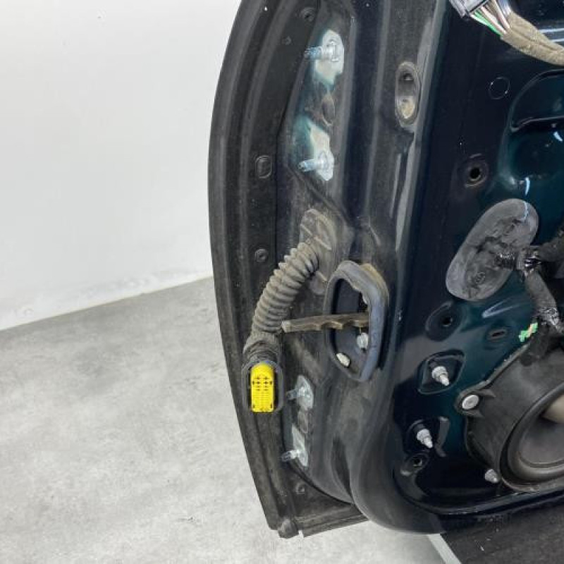 Porte avant droit RENAULT LAGUNA 3 Photo n°4