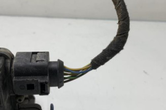 Serrure avant gauche VOLKSWAGEN GOLF 4
