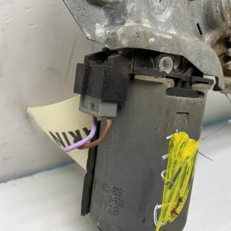 Leve vitre electrique avant droit PEUGEOT 205 Photo n°3