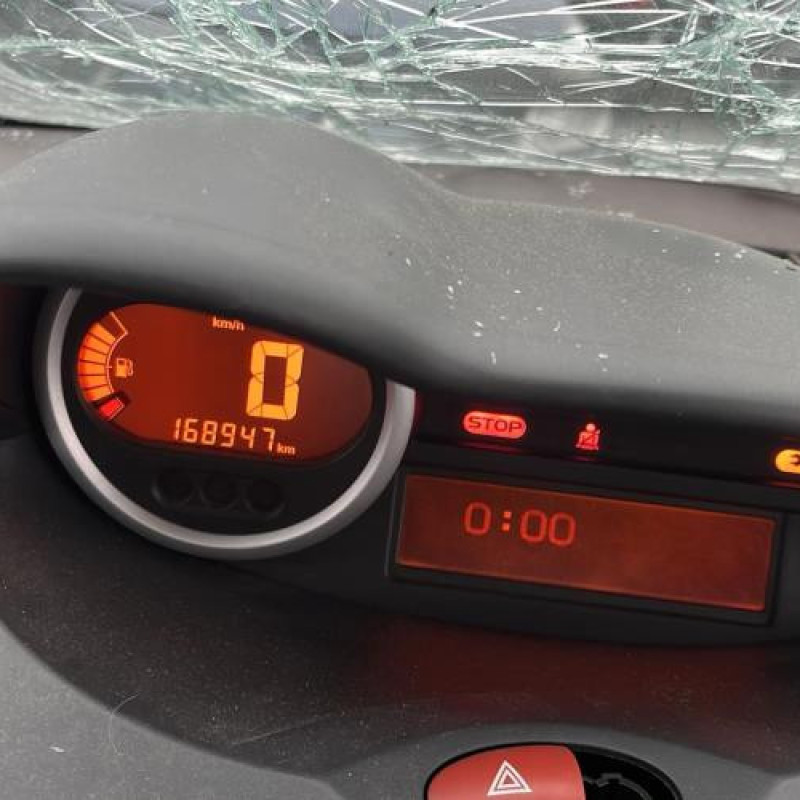 Serrure avant droit RENAULT TWINGO 2 Photo n°8