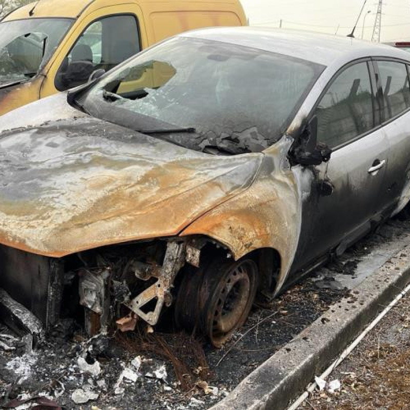 Bras essuie glace arriere RENAULT MEGANE 3 Photo n°19