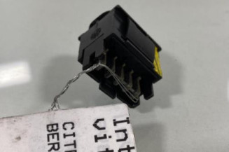 Interrupteur de leve vitre avant droit CITROEN BERLINGO 1