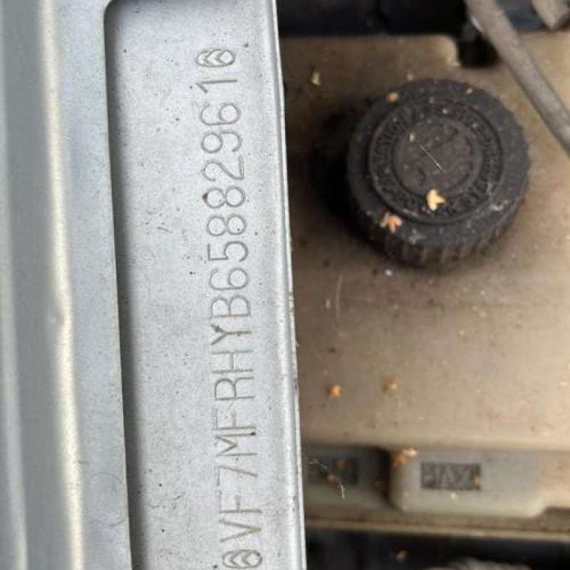 Interrupteur de leve vitre avant droit CITROEN BERLINGO 1 Photo n°5
