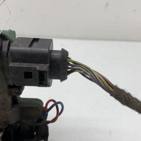 Serrure avant droit VOLKSWAGEN GOLF 4