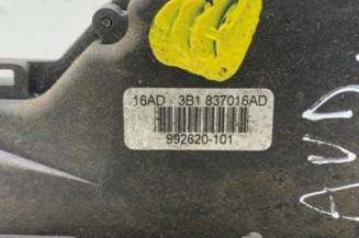 Serrure avant droit VOLKSWAGEN GOLF 4