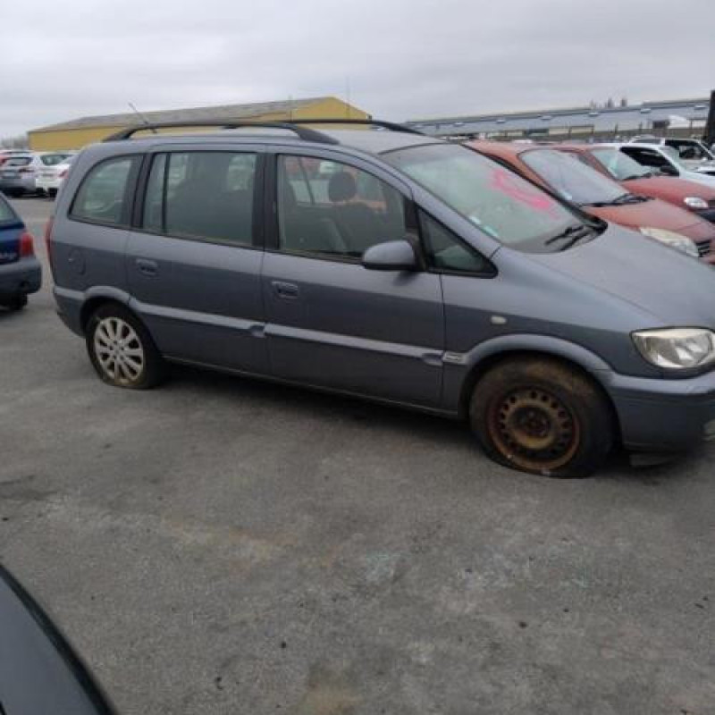 Feu arriere principal droit (feux) OPEL ZAFIRA A Photo n°5