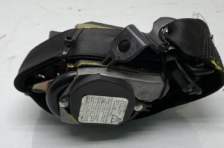 Pretensionneur de ceinture avant droit VOLKSWAGEN POLO 4 Photo n°1
