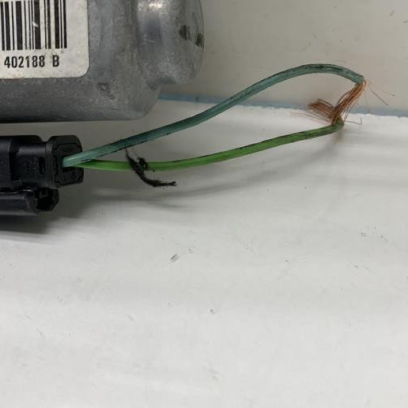 Leve vitre electrique avant droit CITROEN C3 PICASSO Photo n°4