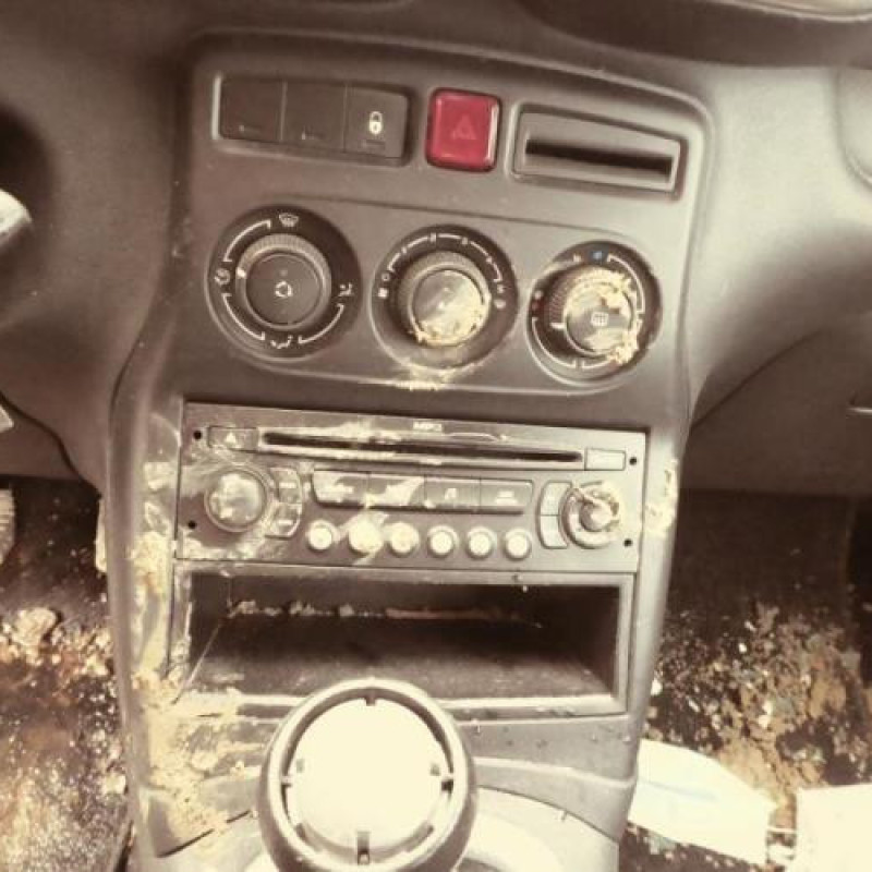 Boitier BSI CITROEN C3 PICASSO Photo n°9