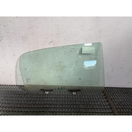 Vitre arriere droit MITSUBISHI SPACE STAR 3 Photo n°1