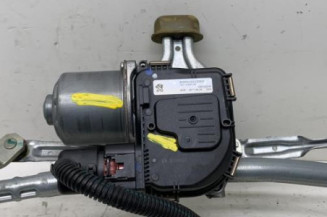 Moteur essuie glace avant PEUGEOT 3008 2