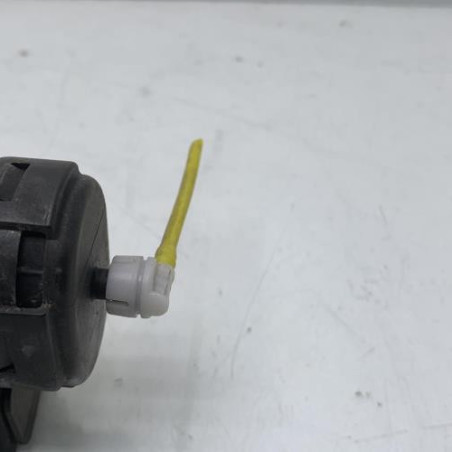 Serrure avant gauche MERCEDES CLASSE A 168