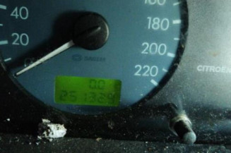 Leve vitre electrique avant droit CITROEN XSARA