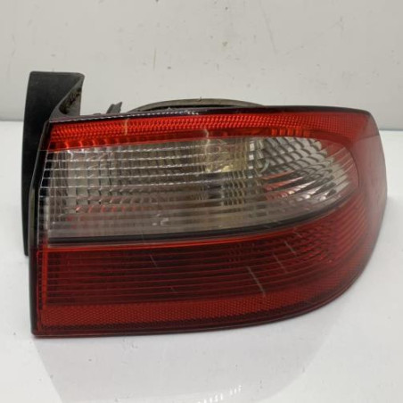 Feu arriere principal droit (feux) RENAULT LAGUNA 2 Photo n°1