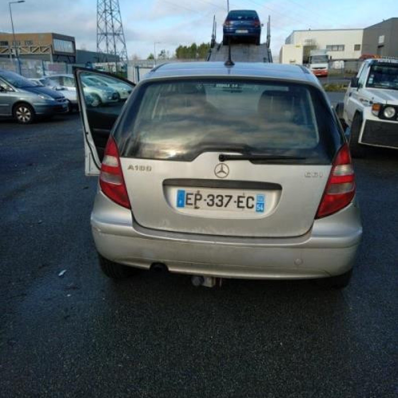 Feu arriere principal droit (feux) MERCEDES CLASSE A 169 Photo n°6