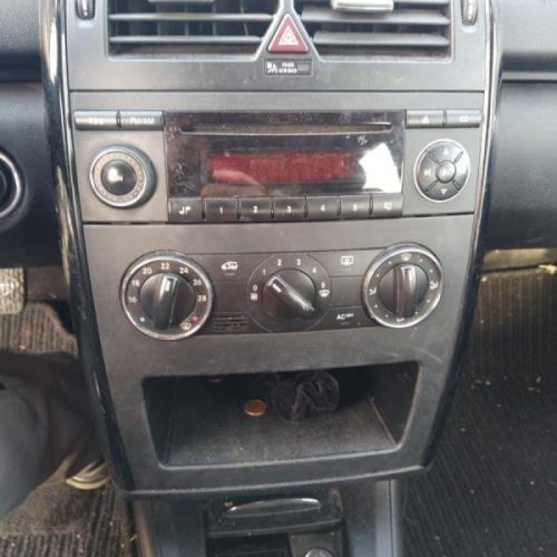 Interrupteur de leve vitre avant droit MERCEDES CLASSE A 169 Photo n°12