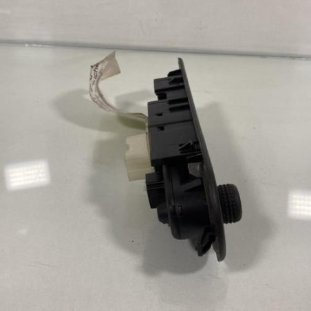 Interrupteur de leve vitre avant gauche RENAULT CLIO 4