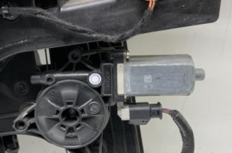 Leve vitre electrique avant droit PEUGEOT RIFTER