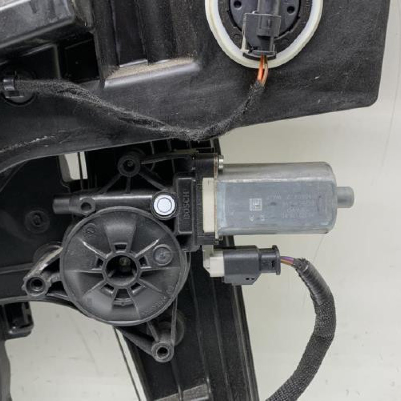 Leve vitre electrique avant droit PEUGEOT RIFTER Photo n°4