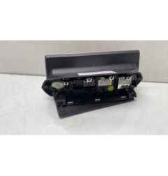Ecran GPS PEUGEOT 208 2