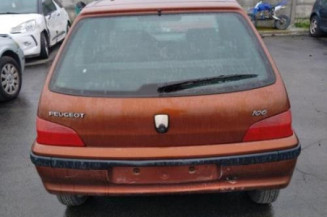 Bras essuie glace arriere PEUGEOT 106