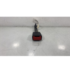 Attache ceinture avant droit RENAULT CLIO 3