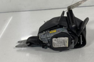 Pretensionneur de ceinture avant droit RENAULT MEGANE 3