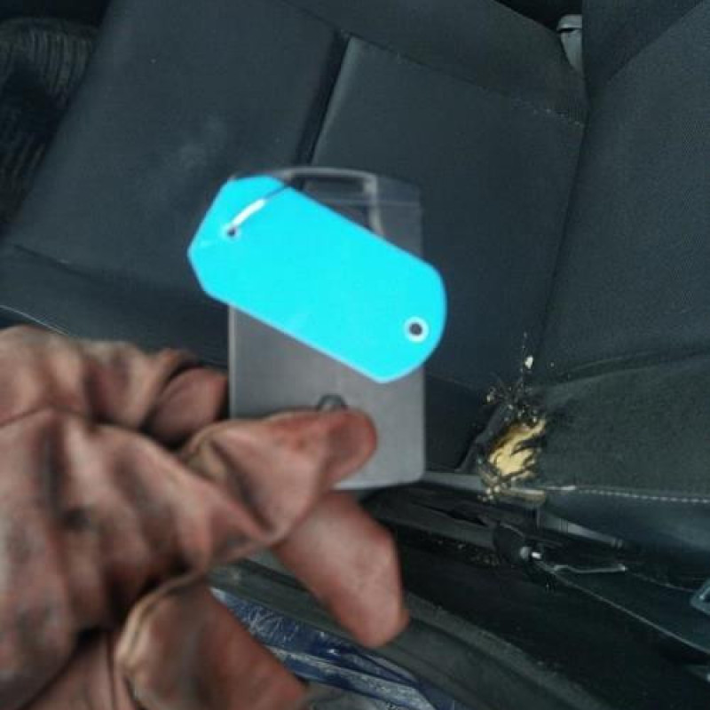 Pretensionneur de ceinture avant droit RENAULT MEGANE 3 Photo n°14