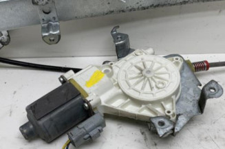 Leve vitre electrique avant droit NISSAN MICRA 3