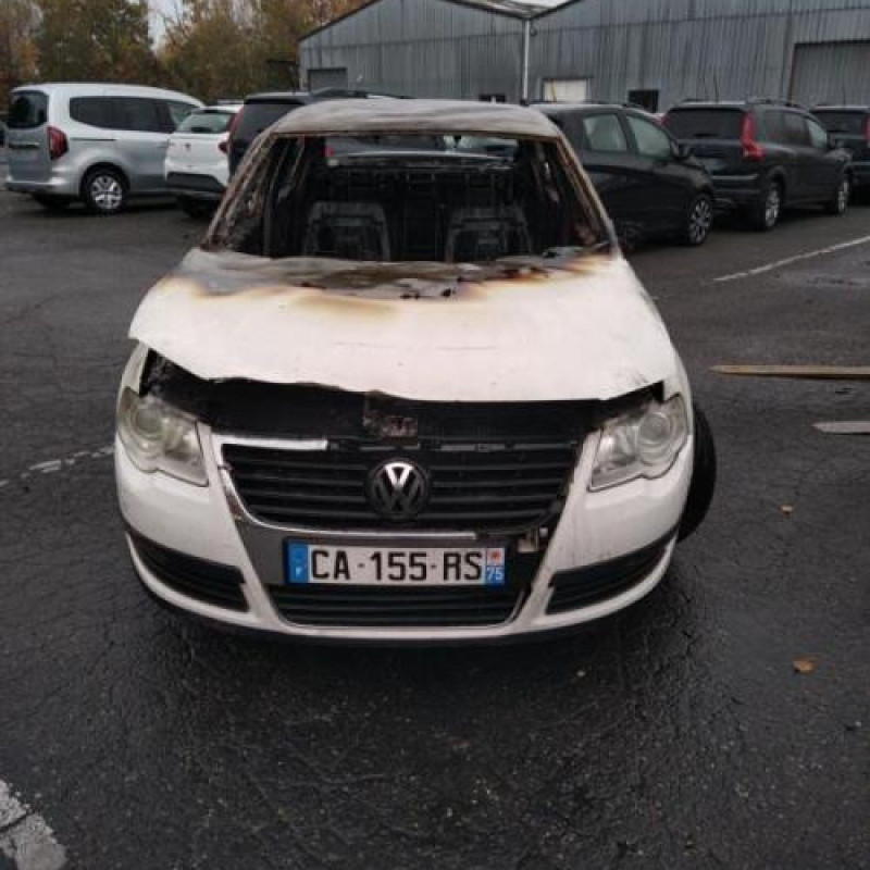 Renfort pare choc arriere (traverse) VOLKSWAGEN PASSAT 5 Photo n°4