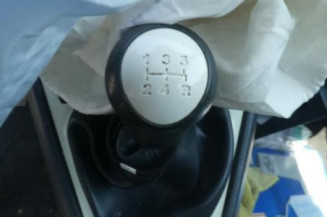 Leve vitre electrique avant droit FORD KA 2