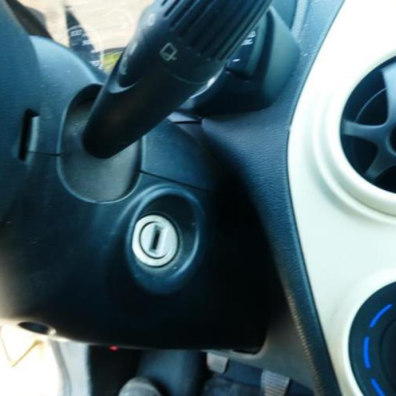 Leve vitre electrique avant droit FORD KA 2 Photo n°16