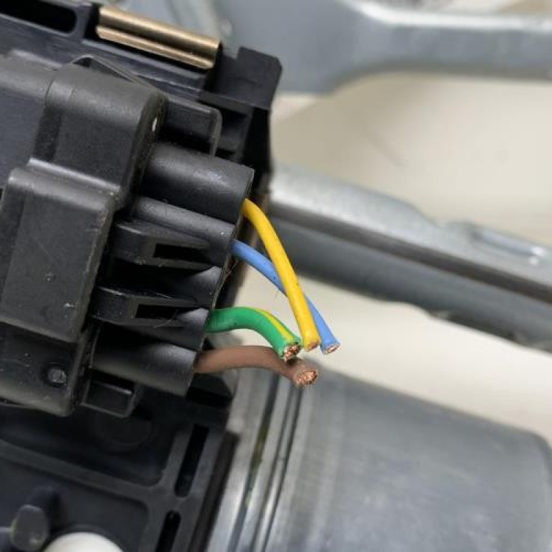 Moteur essuie glace avant gauche PEUGEOT 5008 1 Photo n°2