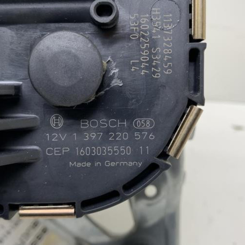 Moteur essuie glace avant gauche PEUGEOT 5008 1 Photo n°3