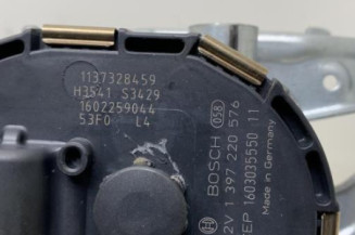 Moteur essuie glace avant gauche PEUGEOT 5008 1