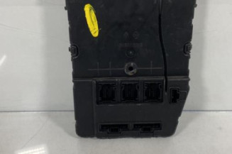 Boitier UCH RENAULT GRAND SCENIC 2