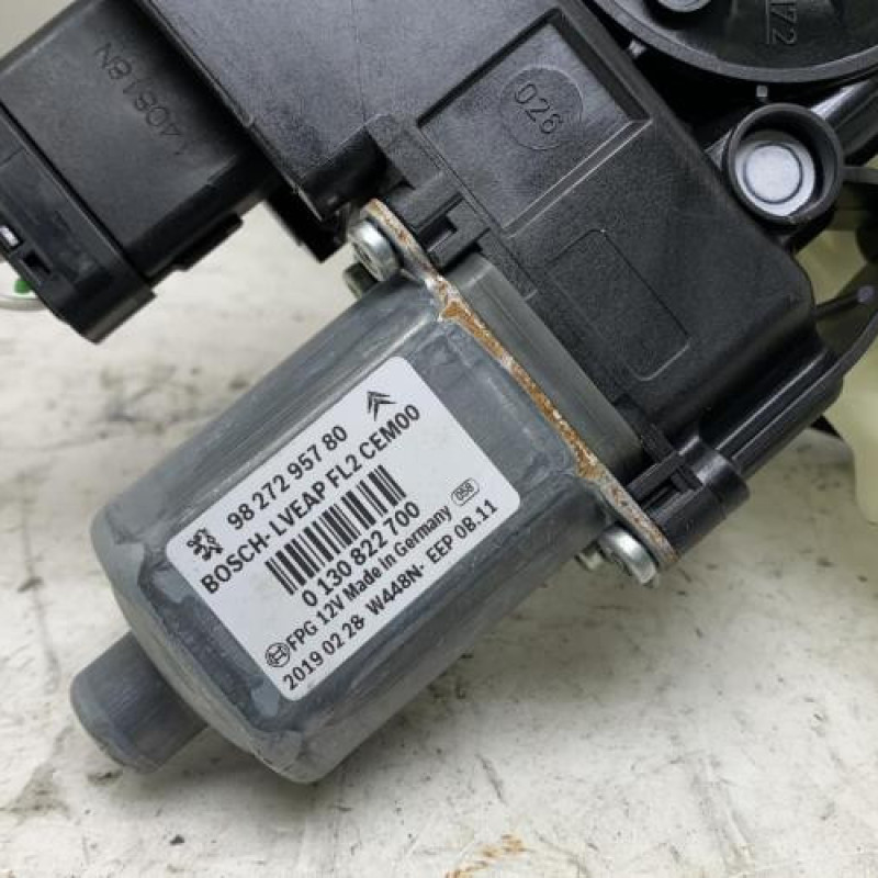 Leve vitre electrique avant droit CITROEN C4 CACTUS Photo n°4