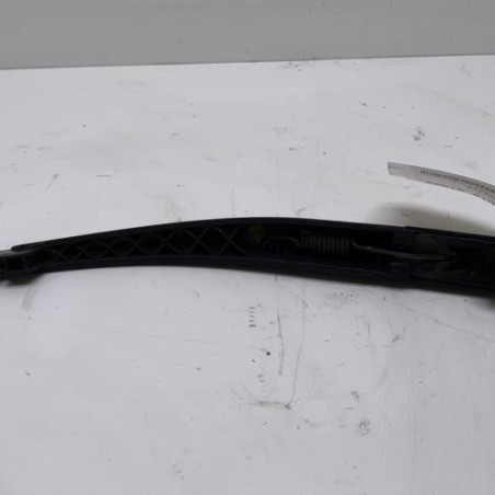 Bras essuie glace arriere PEUGEOT 208 1