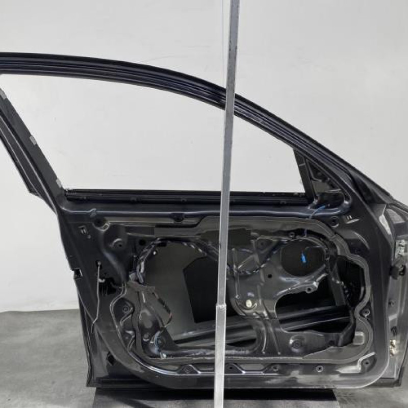 Porte avant gauche BMW SERIE 1 E87 Photo n°3