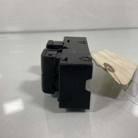 Interrupteur de leve vitre avant gauche NISSAN MICRA 4