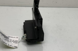 Serrure avant droit DACIA SANDERO 2