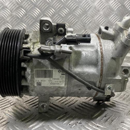 Compresseur clim RENAULT CLIO 4 Photo n°1