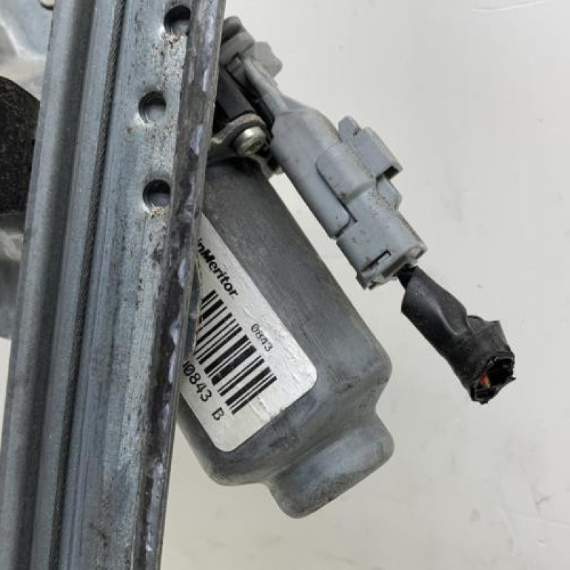 Leve vitre electrique avant gauche CITROEN C1 1 Photo n°4