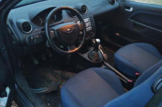Boite de vitesses FORD FIESTA 5