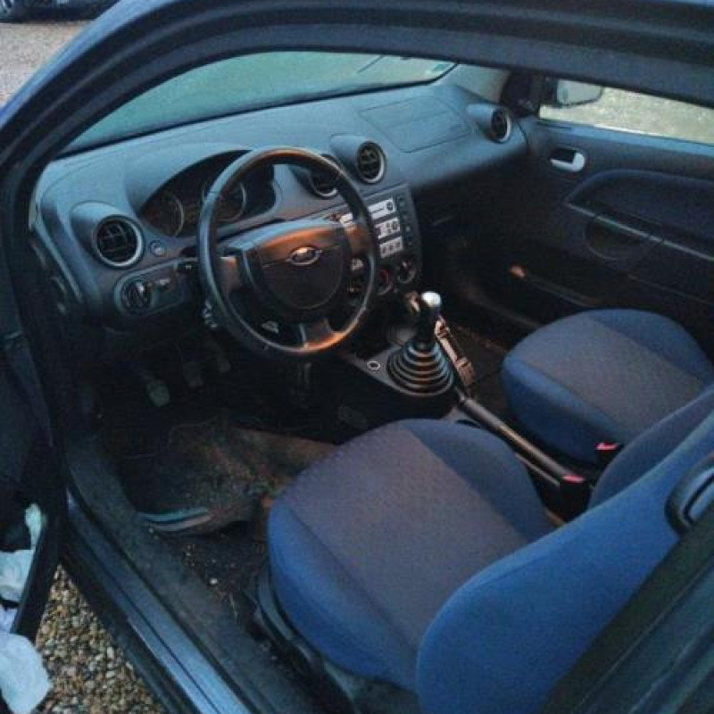 Boite de vitesses FORD FIESTA 5 Photo n°7