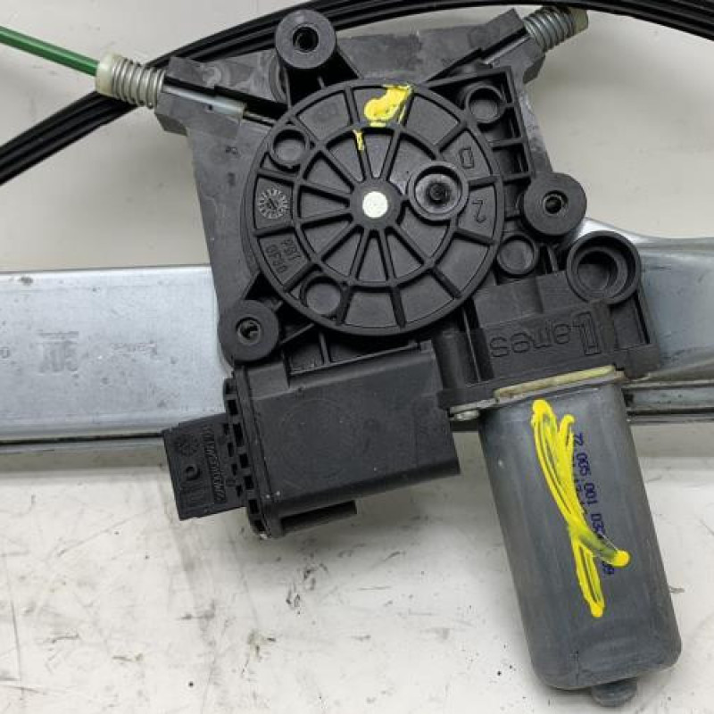 Leve vitre electrique avant gauche OPEL CORSA D Photo n°3