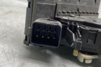 Serrure avant droit FORD FOCUS 1