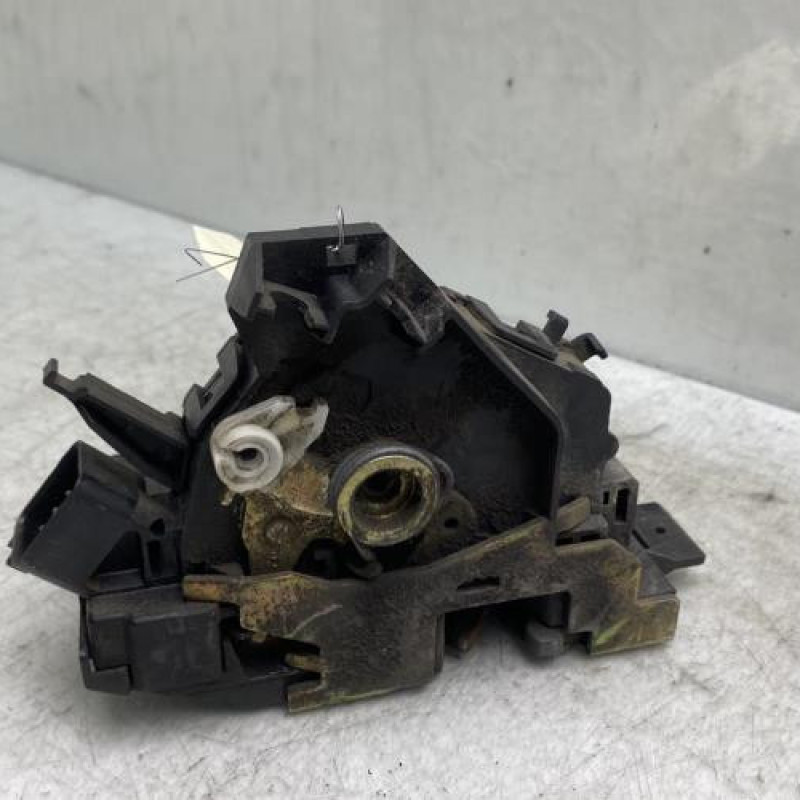 Serrure avant droit FORD FOCUS 1 Photo n°4