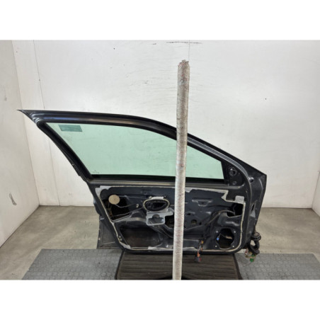 Porte avant gauche PEUGEOT 406 Photo n°1